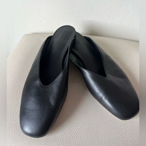 Vince Black Leather Flats